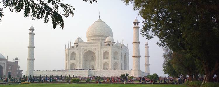 Find Tourist Places and Attractions in India